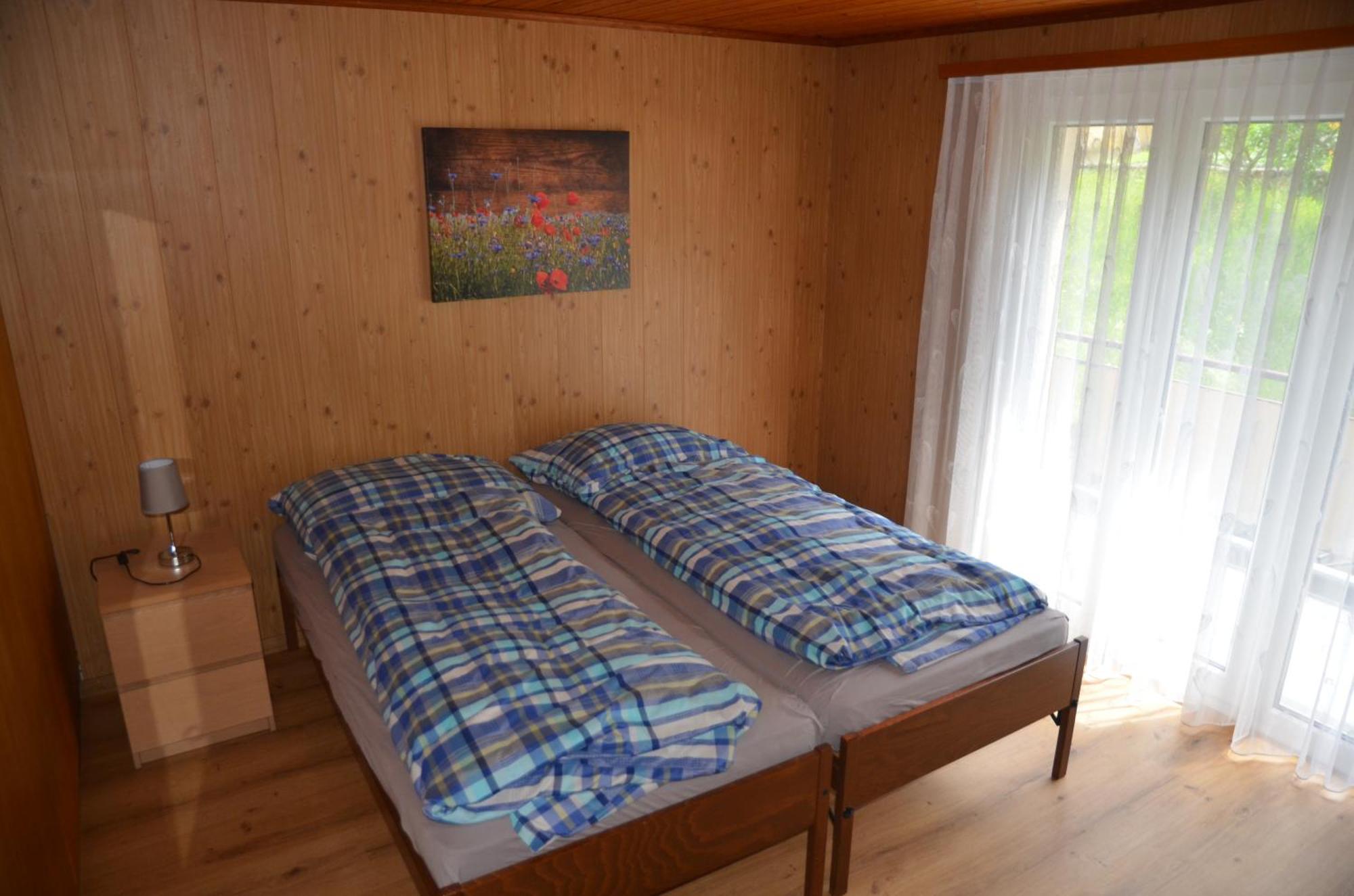 Grosse, Schoene Wohnung Im Gruenen Brig Exteriör bild